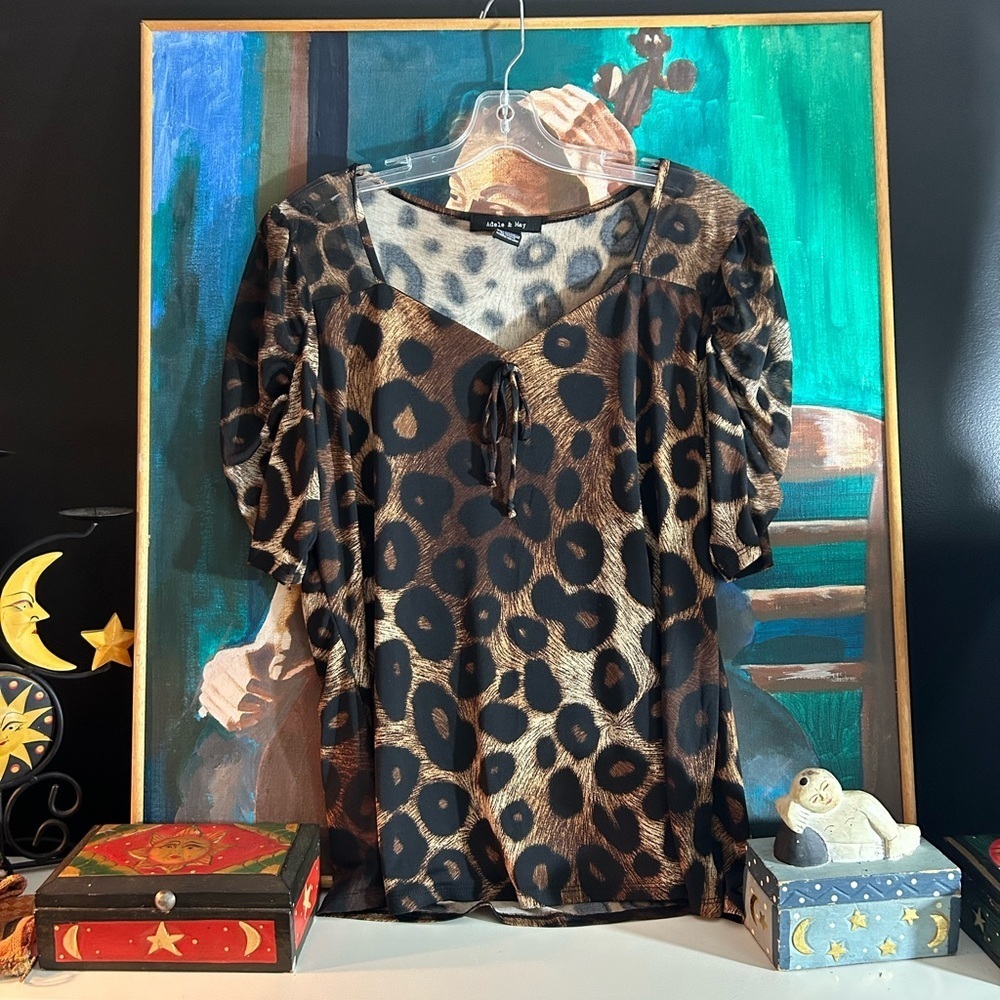 Adele & May Elegant Leopard Print Blouse Large